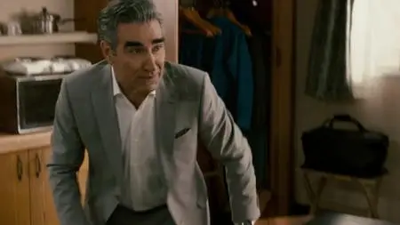 Schitt's Creek S01E02