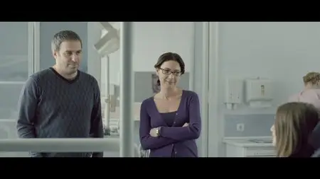 Tuesday, After Christmas / Marti, dupa craciun (2010) [ReUp]