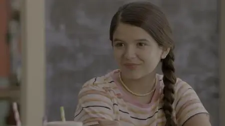 Surfside Girls S01E01