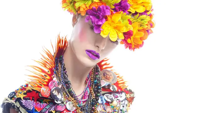 Creative Retouching Techniques with Lindsay Adler