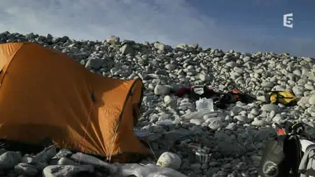 Voyage Au Coeur Des Glaces (E01/05) Dans Le Grand Bain (2013)