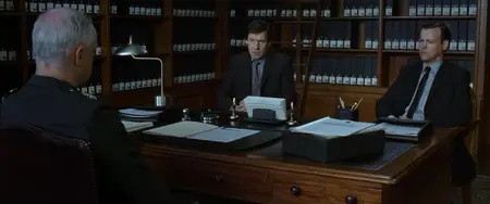 V for Vendetta (2006)