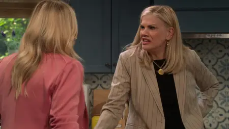 Leanne S01E01