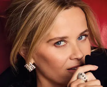 Reese Witherspoon by Alexi Lubomirski for Harpers Bazaar December 2025/January 2026