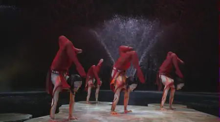 Cirque du Soleil: Worlds Away (2012)