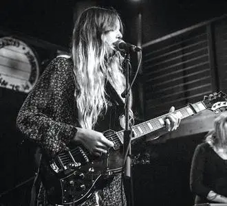 Cat Hoch - Look What You Found (EP) (2015)