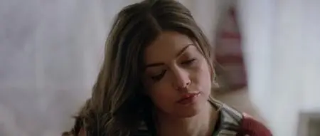 Holly Star (2018)