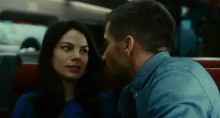 Source Code (2011)