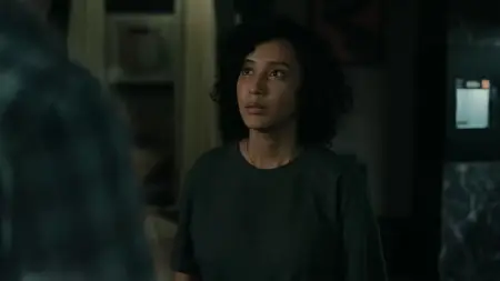 Upload S04E01