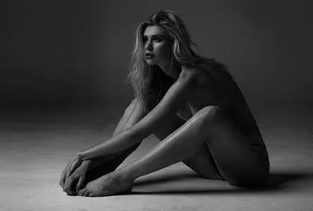 Erin Tunney by Peter Coulson