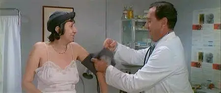 Be Sick... It's Free / Il Medico della Mutua (1968)