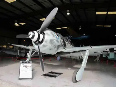 Focke-Wulf FW-190A-9 Walk Around