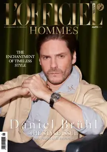 L'Officiel Austria Hommes English Edition - Autumn-Winter 2024