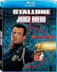 Judge Dredd (1995)