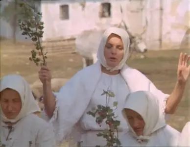 Red Psalm / Még kér a nép / Пока народ еще просит (1972)