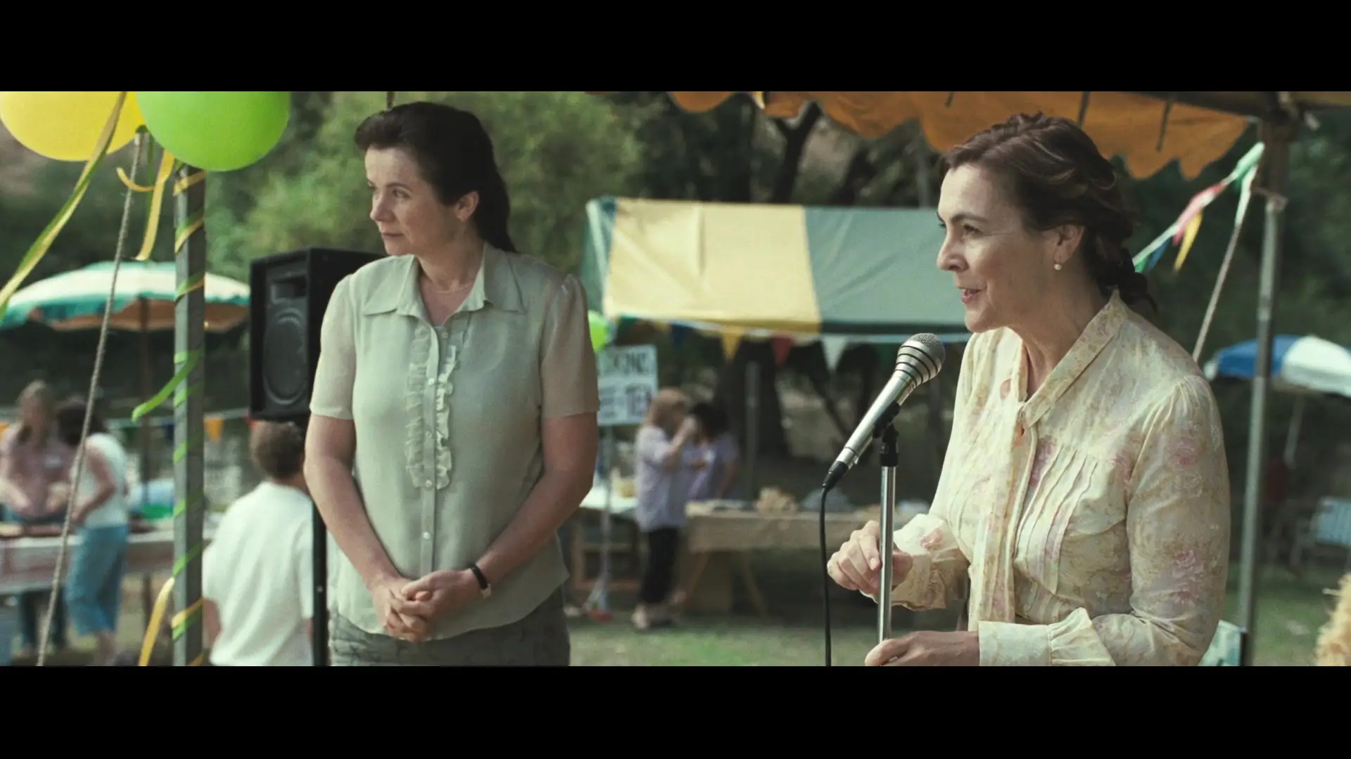 Oranges and Sunshine (2010) / AvaxHome