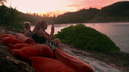 BBC - The Millionaires Holiday Club (2016)