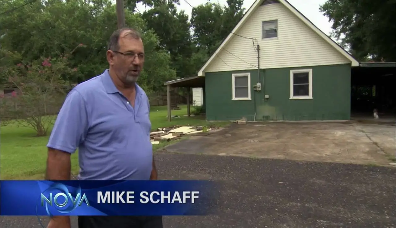 PBS Nova Sinkholes Buried Alive (2015) / AvaxHome