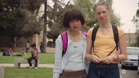 PEN15 S01E02