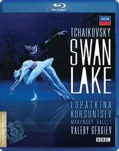 Valery Gergiev, Mariinsky Ballet, Ulyana Lopatkina, Danila Korsuntsev - Tchaikovsky: Swan Lake (2008) [Blu-Ray]