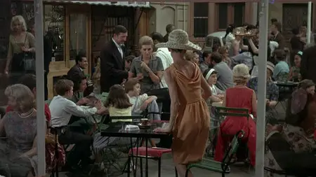 Paris - When It Sizzles (1964)