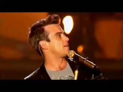 Robbie Williams - Live in Berlin - Concert Video