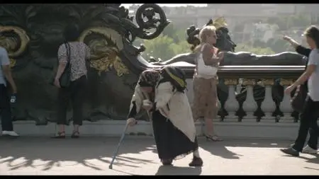 Holy Motors (2012)