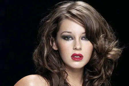 Wallpapers - Keeley Hazell
