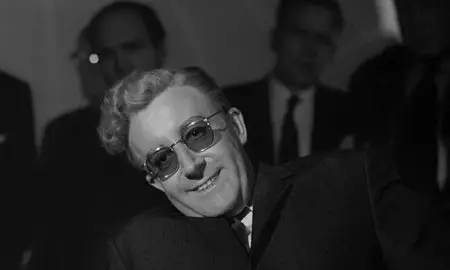Stanley Kubrick - Dr. Strangelove or: How I Learned to Stop Worrying and Love the Bomb (1964)  (BluRay-Rip)