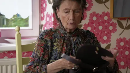 Suburbia - Women on the Edge S03E05