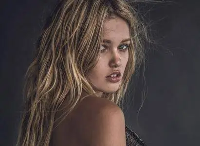 Maggie Laine by Janell Shirtcliff for Amuse Society Summer 2016