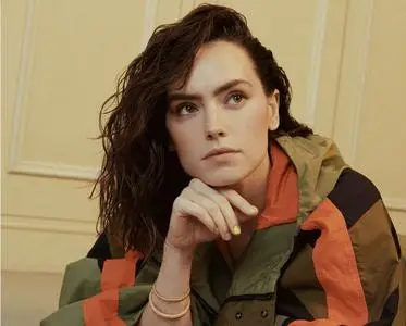 Daisy Ridley by Stephanie Galea for Who What Wear February 2021