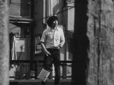 Tôkyô sensô sengo hiwa / The Man Who Put His Will on Film (1970)