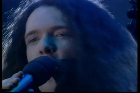 Collage - Living In The Moonlight (2011) DVD9