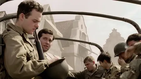 Band of Brothers S01E09