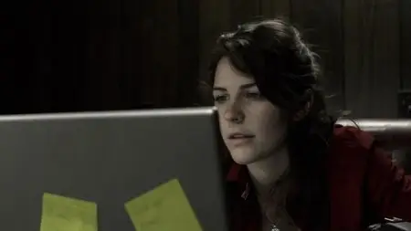 Dark Feed (2013)
