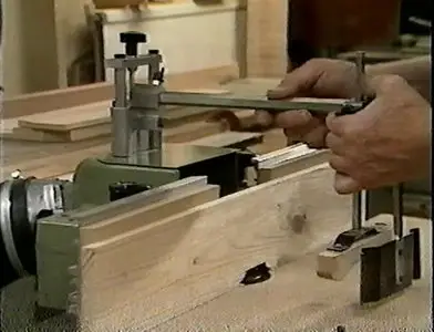 Basic Spindle Moulding by Roy Sutton [repost]