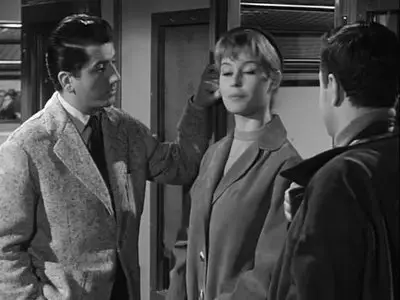 En effeuillant la marguerite / Plucking the Daisy (1956) [Repost]