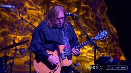 Warren Haynes - Tower Theatre, Upper Darby, Pennsylvania (2015) [WEB-DL 720p]