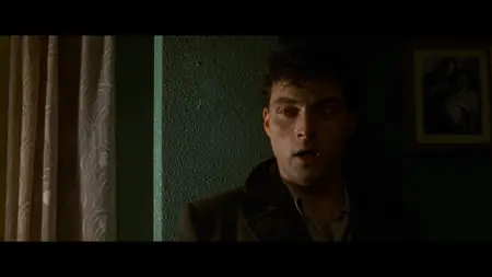 Dark City (1998) [Directors Cut] [4K, Ultra HD]