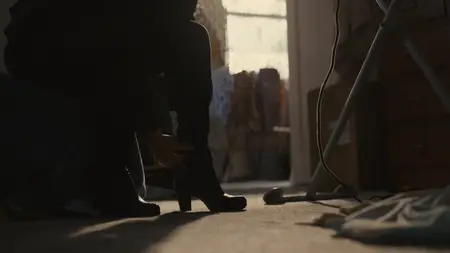 Top of the Lake S02E01