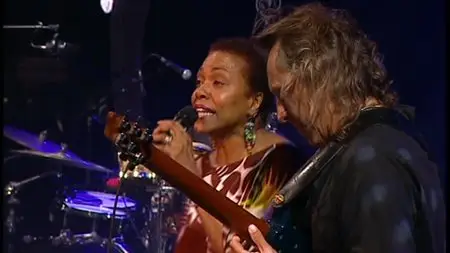 Dee Dee Bridgewater - Live in Antibes & Juan-Les-Pins (2005)