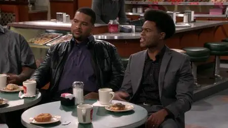 Superior Donuts S01E10
