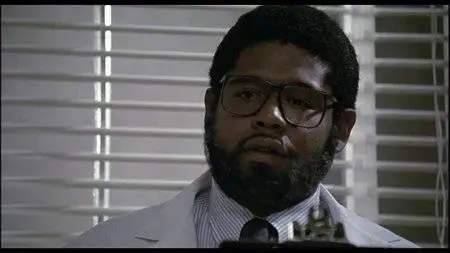Johnny Handsome (1989)