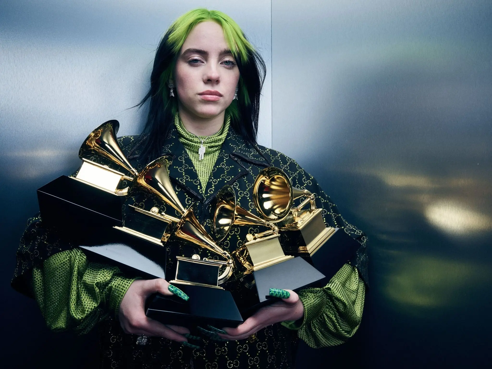 Billie Eilish's blue hair and outfit at the 2020 Grammy Awards - wide 5