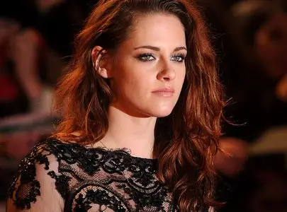 Kristen Stewart - UK Premiere of 'The Twilight Saga: Breaking Dawn Part 2' at Odeon in London November 14, 2012