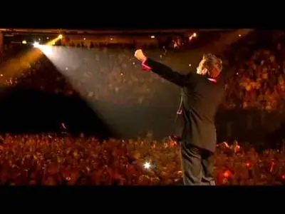 Robbie Williams - Live in Berlin - Concert Video