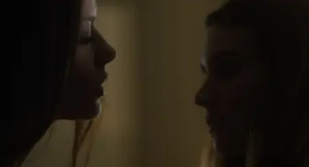 Side Effects (2013) + Extras