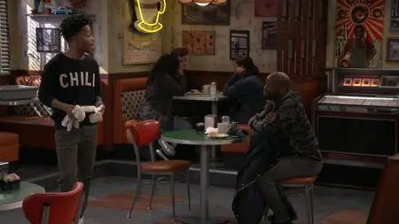 Superior Donuts S02E09
