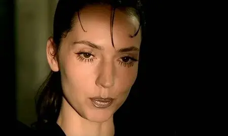 Daun Haus (2000)
